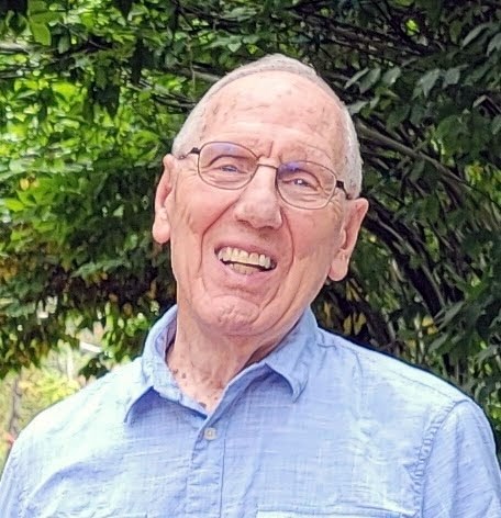 Obituario de Lyle Russell McAuley
