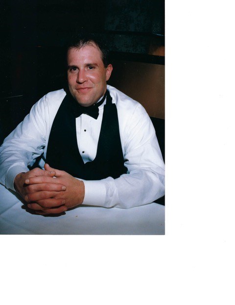 Obituary of Robert Christopher Thomas