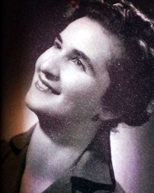 Obituario de Panagiota Karabetsos