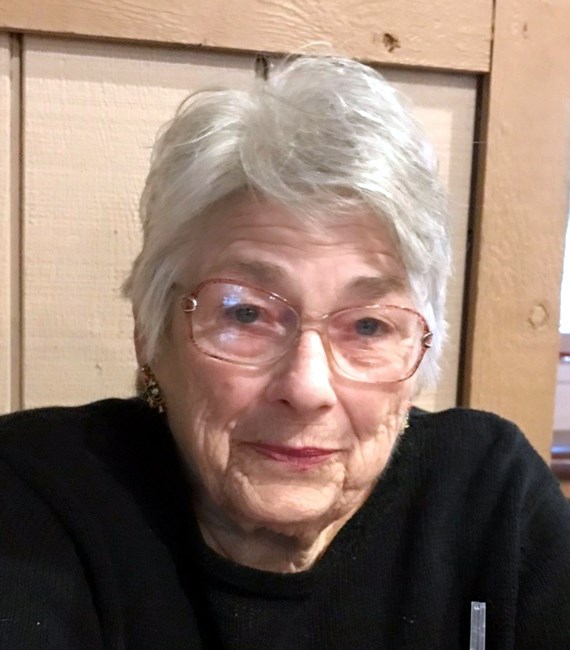 Obituary of Frances Hall Summitt