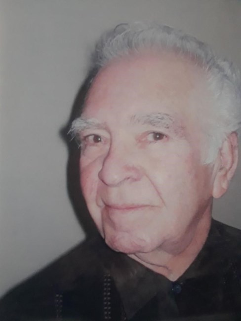 Obituario de Victor R. Velasco