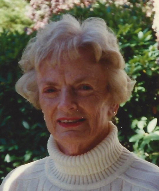 Obituario de Christine Louise Dillon