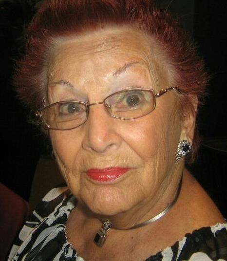 Obituario de Colleen "Connee" Doris Shaw Smith