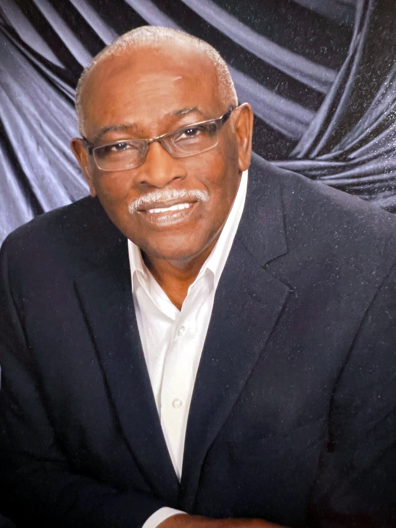 Ronnell Dwight Burns Obituary - 22tbqna