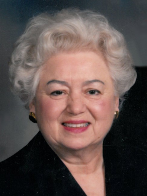 Obituary of Helga L.M. Schoelles