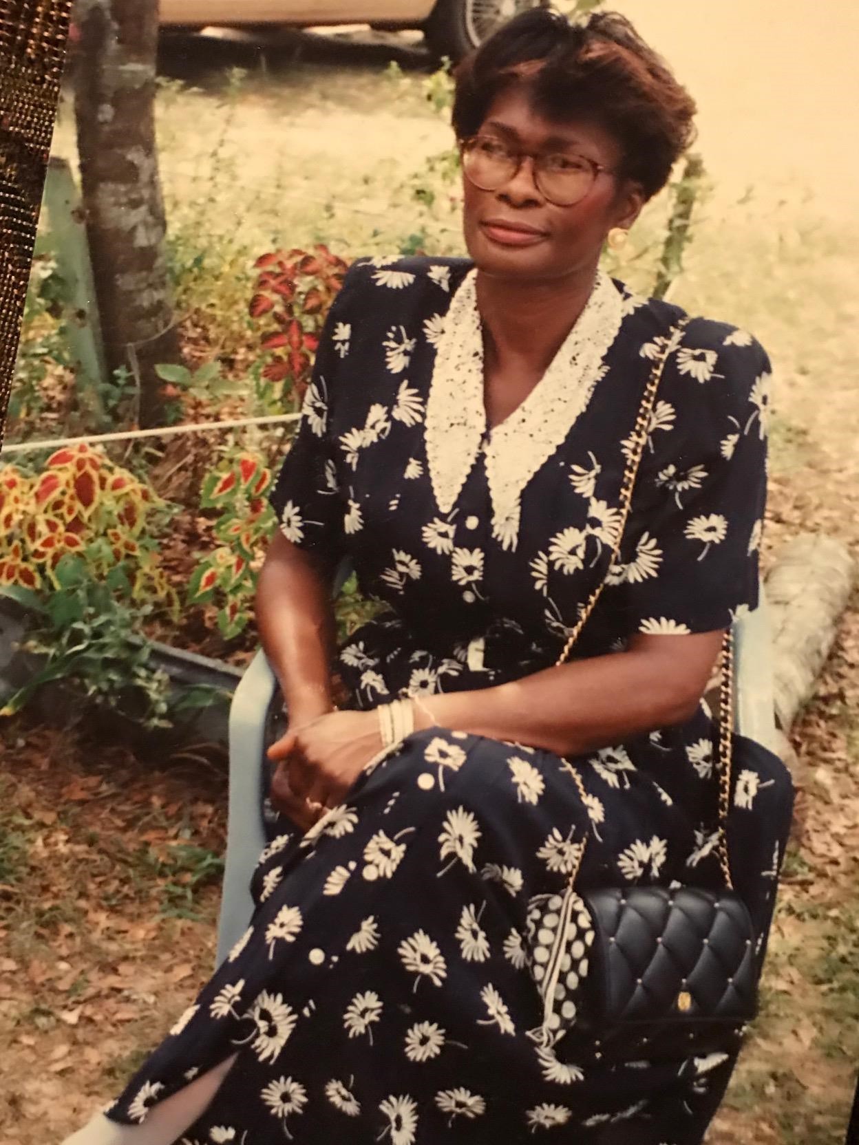 Obituary of Willie Belle Daniels