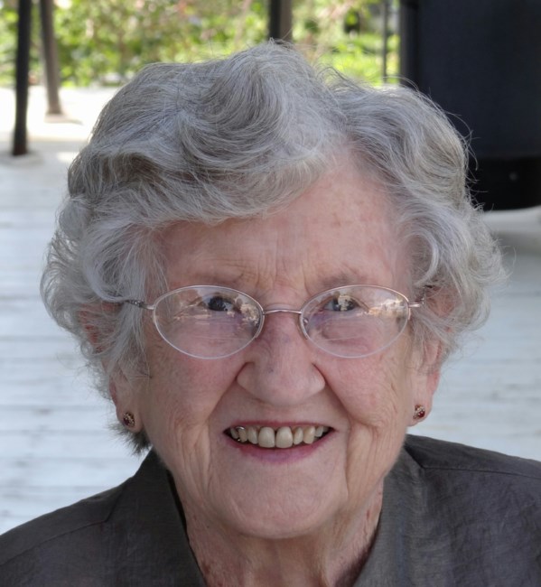 Obituary of Evelyn Mae Tjarks