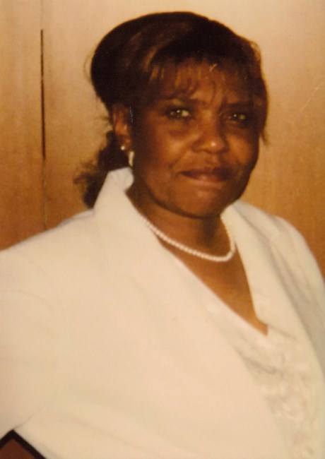 Obituario de Esther Suvada Johnston