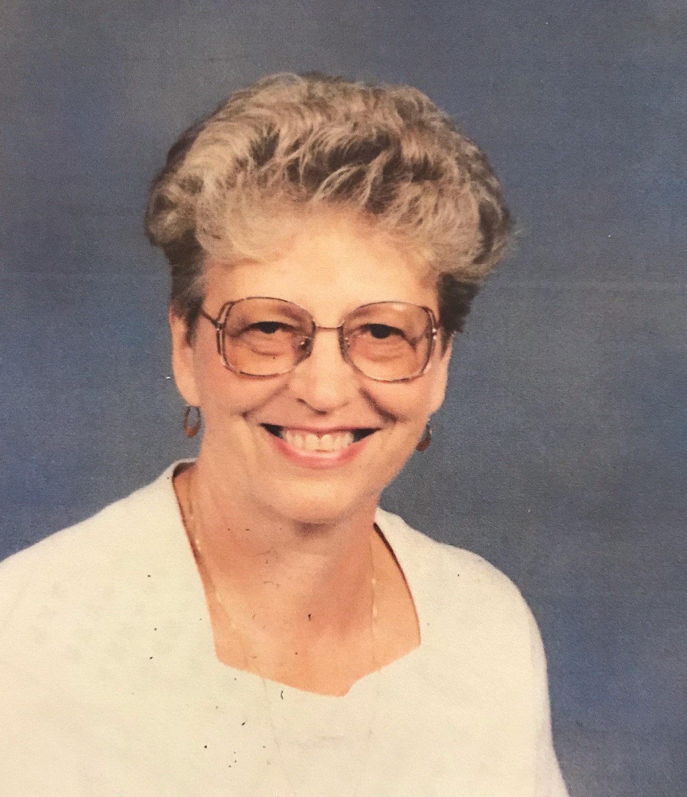 Obituary of June Elizabeth (Edwards) Behle