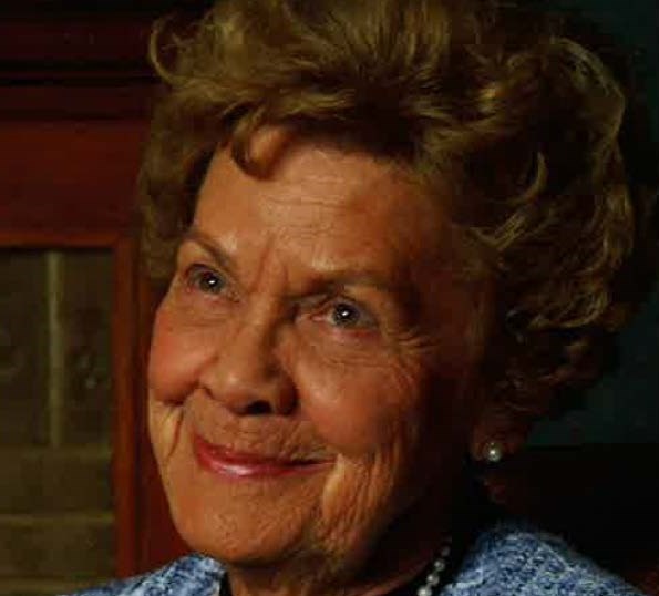 Obituary of Dorothea Anne Ahlers