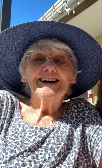 Obituario de Marguerite Stirling (née Harrington) Buchan