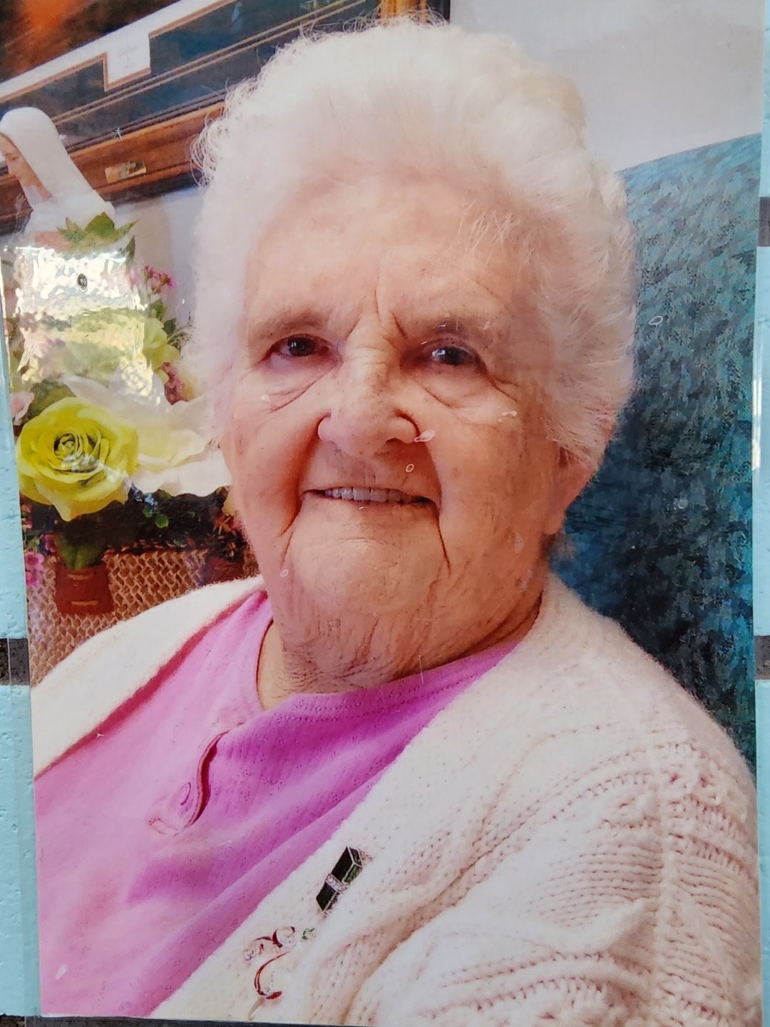 Obituary of Lois Jessy Ann Applegate
