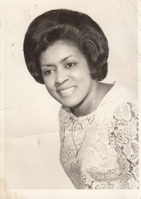 Obituary of Gloria Camacho Gauthier