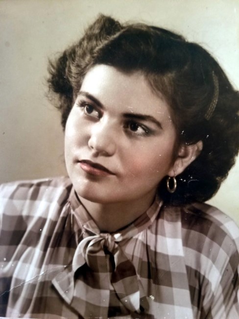 Obituary of Josefina Parra Corona