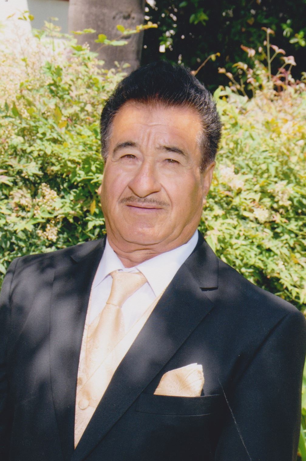 Obituary of Jose Luis Manzo