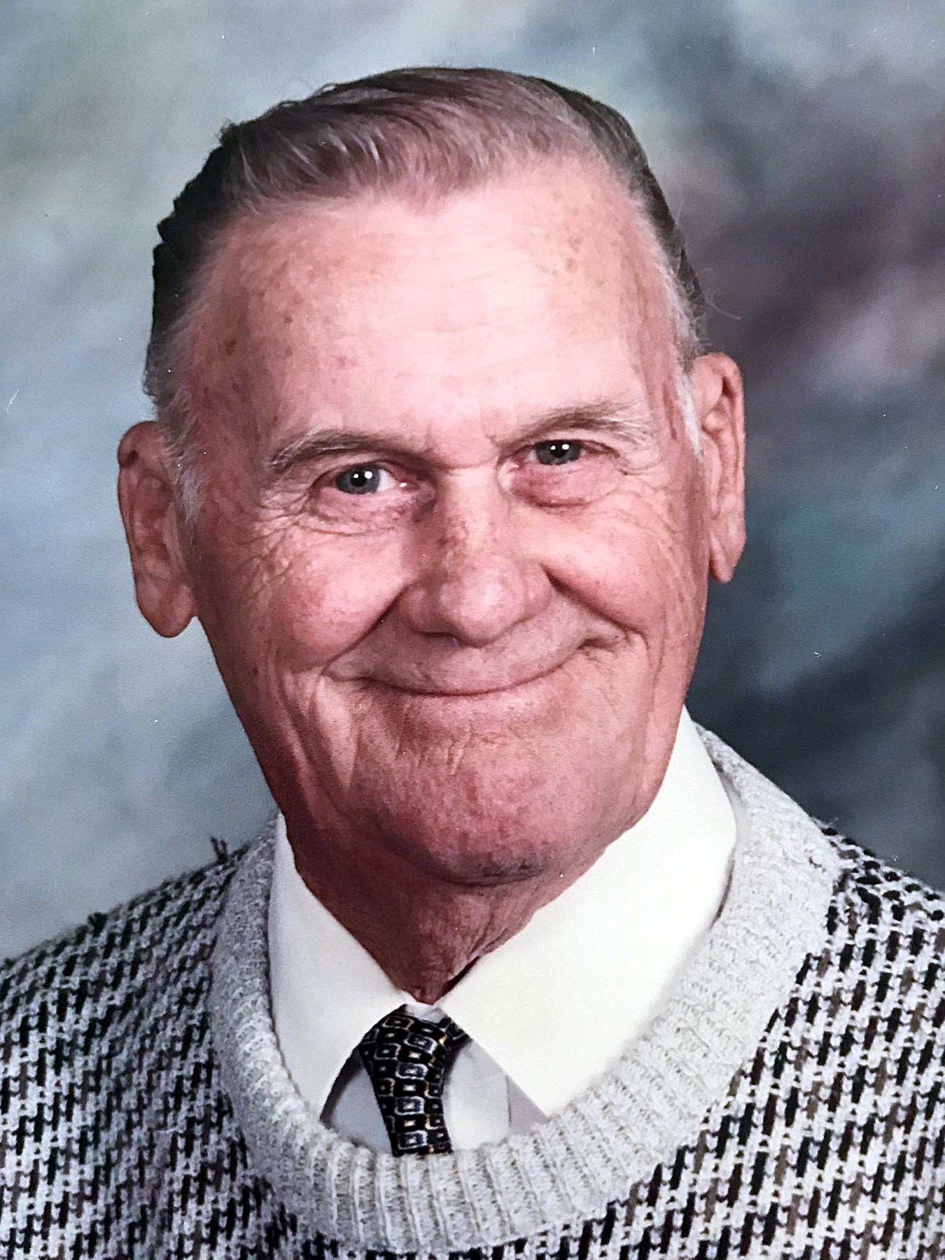 Holder Wells Obituaries
