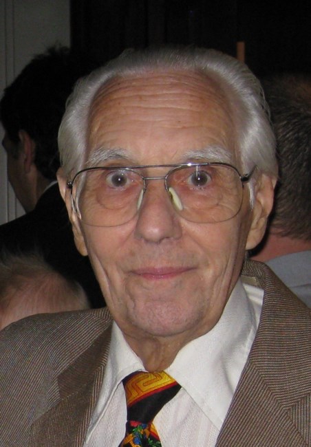 Obituary of Dr. Robert John Carlson